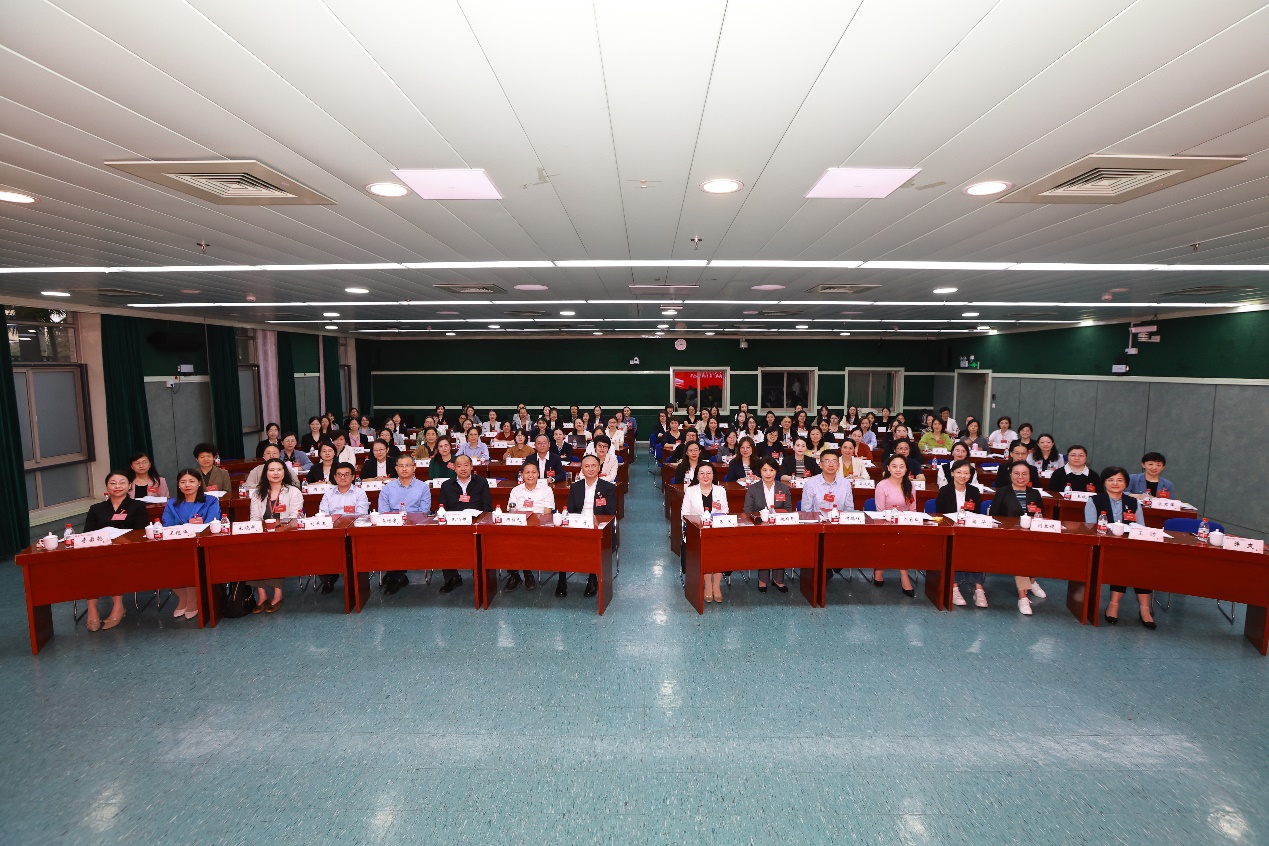 踔厉奋发 尽献芳华｜我校召开第四次妇女代表大会