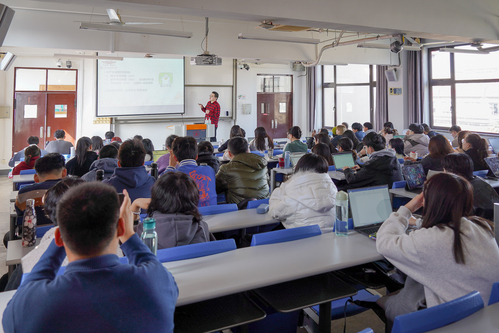 不负春日好时光——全校师生迎来新学期第一课